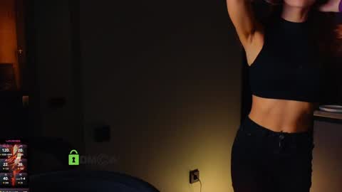 Snapshot of crazzy_cherry chatting on October 14, 2025, 4:08 pm crazzy cherry online show from October 14, 2025, 4:08 pm