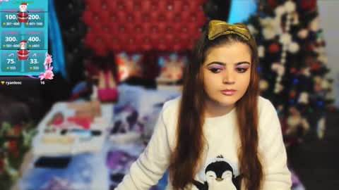 Ana  online show from December 22, 2025, 3:31 pm