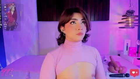 Snapshot of creamy_angelo chatting on July 10, 2026, 5:12 am creamy_angelo online show from July 10, 2026, 5:12 am