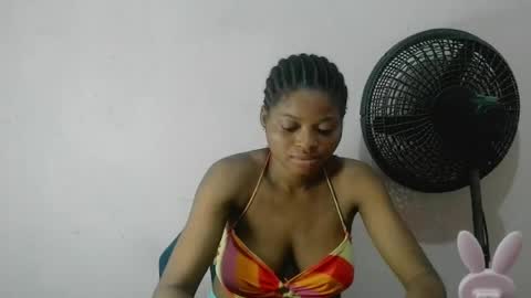Snapshot of creamy_babyx chatting on May 12, 2026, 9:39 am Creamy babyx online show from May 12, 2026, 9:39 am