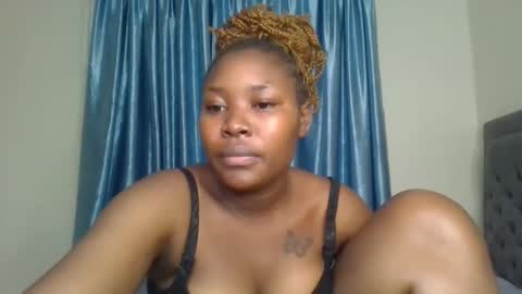 creamy_pie1 online show from March 14, 2026, 2:28 am