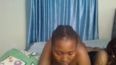 creamy_pie1 online show from March 24, 2026, 11:32 pm