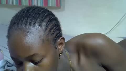 creamy_pussie online show from March 21, 2026, 11:04 am