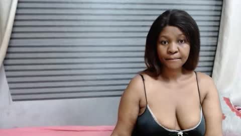 zoey online show from September 29, 2025, 3:44 am