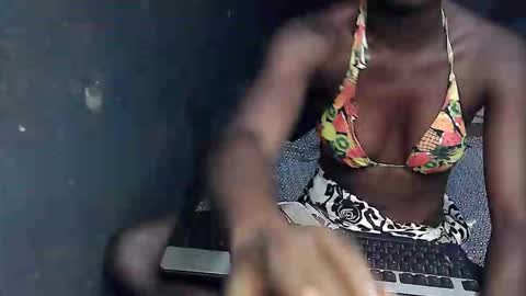 creamyxsugar online show from February 15, 2026, 3:47 am