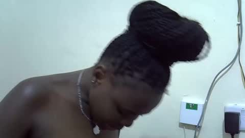 creamyypussyy online show from November 3, 2025, 10:21 pm