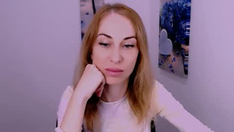 Lera online show from September 20, 2025, 1:23 pm