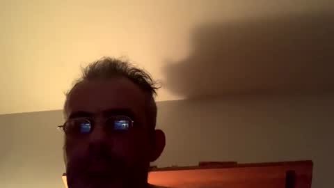 Snapshot of cricri75020 chatting on November 6, 2025, 12:55 am cricri75020 online show from November 6, 2025, 12:55 am