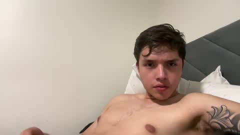 Snapshot of criollopo chatting on August 2, 2026, 11:58 pm criollopo online show from August 2, 2026, 11:58 pm