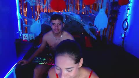 Snapshot of crisandmery chatting on October 19, 2025, 3:51 am CRISANDMERY online show from October 19, 2025, 3:51 am