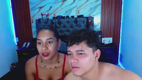 CRISANDMERY online show from February 22, 2026, 4:24 am