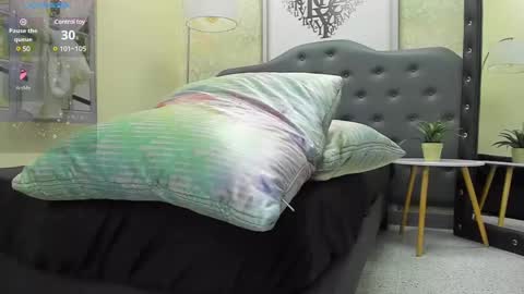 Snapshot of crissh_1 chatting on February 28, 2025, 1:15 am crissh 1 online show from February 28, 2025, 1:15 am