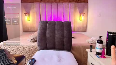 Snapshot of cristal__dream chatting on July 14, 2026, 2:12 pm CRISTAL online show from July 14, 2026, 2:12 pm