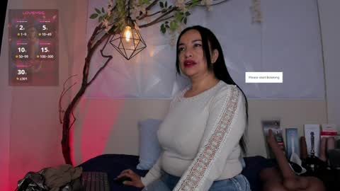 Snapshot of cristal_coopeer chatting on April 7, 2026, 12:27 pm Cristal yours Milf online show from April 7, 2026, 12:27 pm