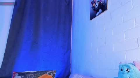 Snapshot of cristal_dark_ chatting on December 21, 2025, 2:08 am Cris online show from December 21, 2025, 2:08 am