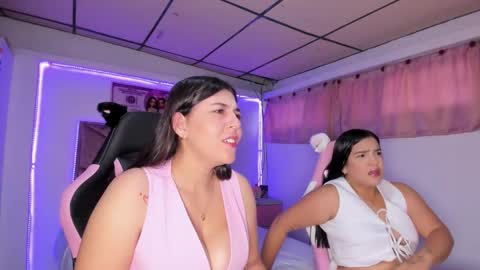 cristal_smith20 online show from March 4, 2026, 2:01 pm