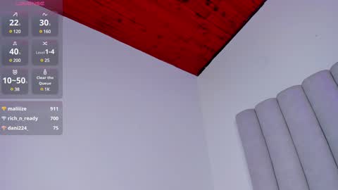 Snapshot of cristalcornner_ chatting on January 11, 2025, 1:59 am Nicole  Connection time 220pm-910pmCol online show from January 11, 2025, 1:59 am