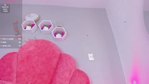 Snapshot of cristalcornner_ chatting on January 16, 2025, 10:44 pm Nicole  Connection time 220pm-910pmCol online show from January 16, 2025, 10:44 pm