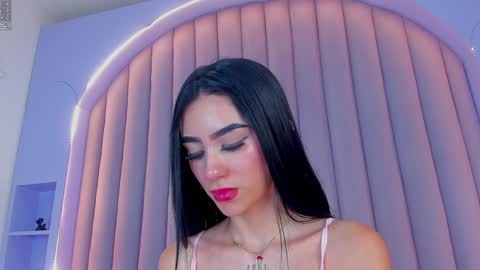 Snapshot of cristalcornner_ chatting on February 2, 2025, 1:55 am Nicole  Connection time 220pm-910pmCol online show from February 2, 2025, 1:55 am