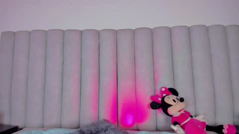 Snapshot of cristalcornner_ chatting on February 8, 2025, 7:16 pm Nicole  Connection time 220pm-910pmCol online show from February 8, 2025, 7:16 pm