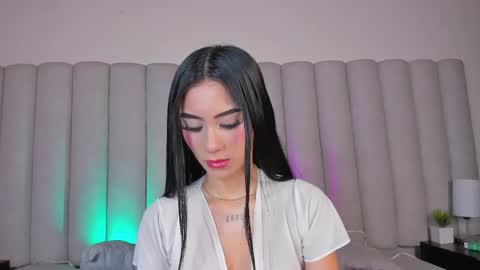 Snapshot of cristalcornner_ chatting on February 26, 2025, 7:38 pm Nicole  Connection time 220pm-910pmCol online show from February 26, 2025, 7:38 pm