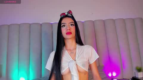 Snapshot of cristalcornner_ chatting on March 2, 2025, 11:50 am Nicole  Connection time 220pm-910pmCol online show from March 2, 2025, 11:50 am