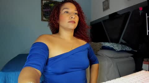 Snapshot of cristalred_ chatting on December 11, 2024, 2:41 am Cristal online show from December 11, 2024, 2:41 am