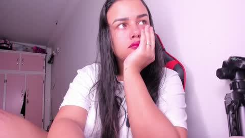 Snapshot of cristalsadik24 chatting on September 30, 2025, 9:03 am CRISTAL SADIK online show from September 30, 2025, 9:03 am