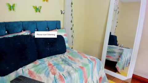 cristal walker online show from September 29, 2025, 11:48 am