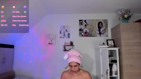 Snapshot of cristamunez chatting on January 7, 2026, 1:24 pm veronika online show from January 7, 2026, 1:24 pm