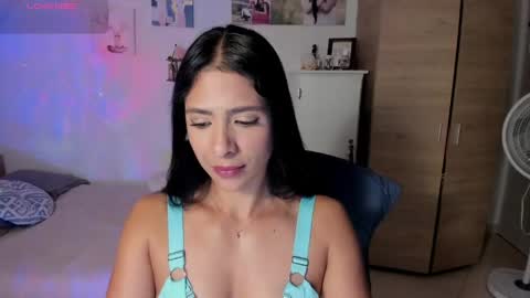 Snapshot of cristamunez chatting on May 14, 2026, 1:01 am veronika online show from May 14, 2026, 1:01 am