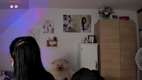 Snapshot of cristamunez chatting on May 20, 2026, 2:07 am veronika online show from May 20, 2026, 2:07 am