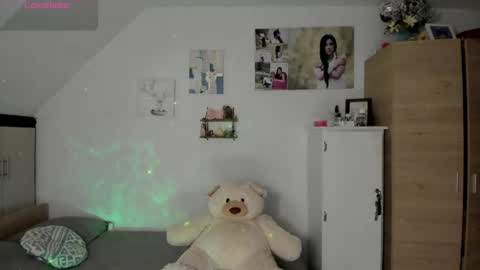 Snapshot of cristamunez chatting on June 2, 2026, 3:19 am veronika online show from June 2, 2026, 3:19 am
