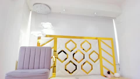 Snapshot of cristel_natt chatting on January 18, 2025, 3:05 pm Independent Model online show from January 18, 2025, 3:05 pm