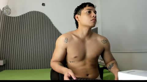 CRITIAN MONTES online show from June 26, 2026, 11:36 am