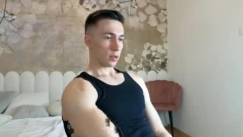 CristianoHailey online show from April 19, 2026, 6:10 pm