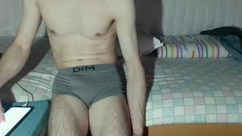 cristianrr184034 online show from April 3, 2026, 8:51 pm