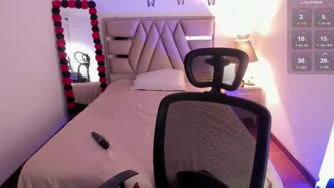 Cristina online show from September 11, 2025, 12:55 am