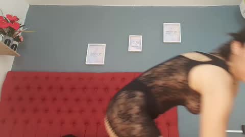 Snapshot of cristina_aznar chatting on February 8, 2026, 7:17 pm Cris online show from February 8, 2026, 7:17 pm