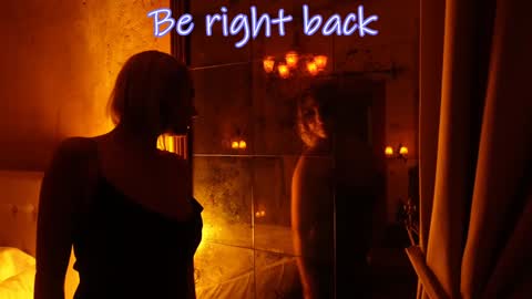 CristinaVinci online show from December 20, 2024, 6:56 pm