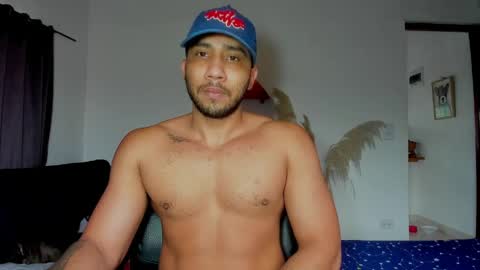 Snapshot of cristobal12cock chatting on April 8, 2026, 2:28 pm Cristian online show from April 8, 2026, 2:28 pm