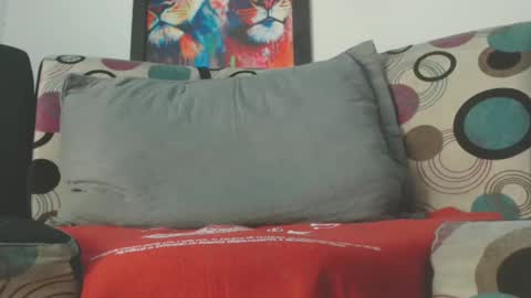 Snapshot of cristofer_dick5511 chatting on February 14, 2025, 9:45 am criistofer online show from February 14, 2025, 9:45 am