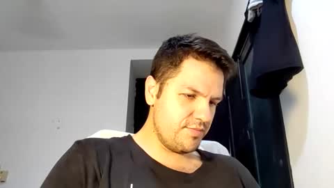 cristopher3042 online show from January 16, 2026, 2:59 am