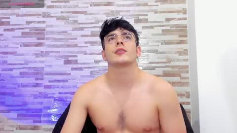 Snapshot of cristopher_russo chatting on May 15, 2026, 11:45 pm CRISTOPHER online show from May 15, 2026, 11:45 pm