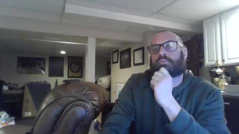 Snapshot of crm400 chatting on January 18, 2026, 4:05 am billybasement online show from January 18, 2026, 4:05 am