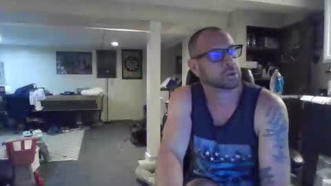 Snapshot of crm400 chatting on June 6, 2026, 1:32 am billybasement online show from June 6, 2026, 1:32 am
