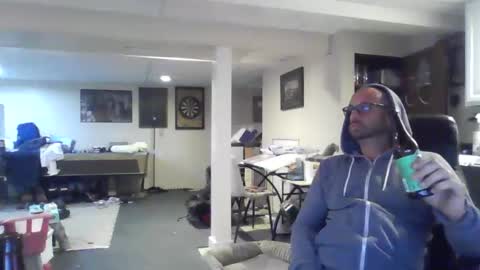 Snapshot of crm400 chatting on June 7, 2026, 2:16 am billybasement online show from June 7, 2026, 2:16 am