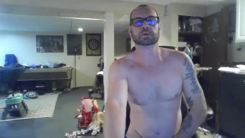 Snapshot of crm400 chatting on June 22, 2026, 3:25 am billybasement online show from June 22, 2026, 3:25 am