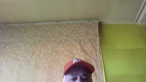 crmperez online show from December 30, 2024, 9:50 pm