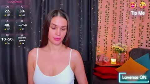 xx Amina xx online show from June 1, 2026, 9:44 am